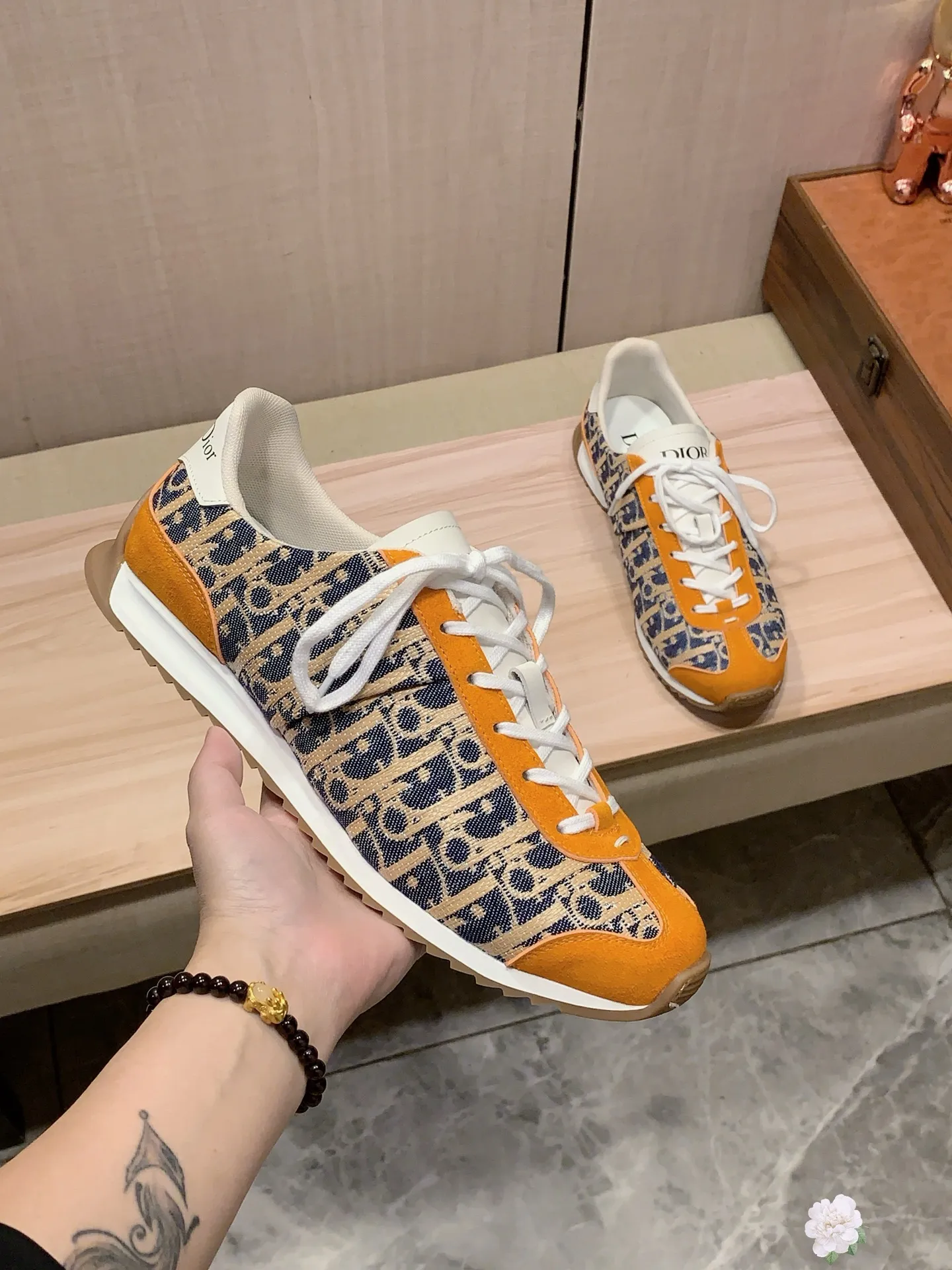 Men's Men's Shoes💰442💰💰🎩🎩[Lightning][Lightning] "Dior DIOR*" The latest and most popular casual shoes, top brand [seduce] luxury ~ purchasing agency, top ~ quality. [Strong] The upper is made of imported breathable cowhide with woven material ➕ breathable sheepskin feet (•) and fine workmanship. The original stylish and stylish soft rubber wear-resistant and non-slip outsole is light and comfortable on the feet. The real thing looks better when photographed in real life. 413: Code: 35-44, 45.46 can be customized, 8️⃣ colors selected